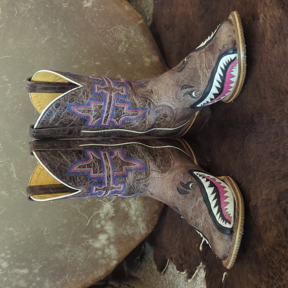 TIN HAUL "Man Eater" shark distressed leather cowgirl boots square toe sz 9.5 - Picture 9 of 16